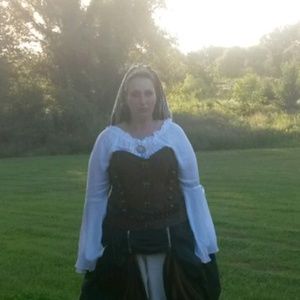 Meet your Posher, Tracy